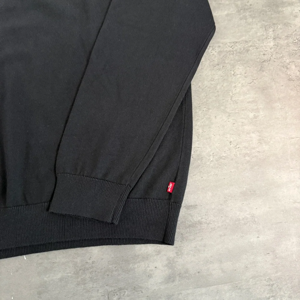 Levis levi crewneck